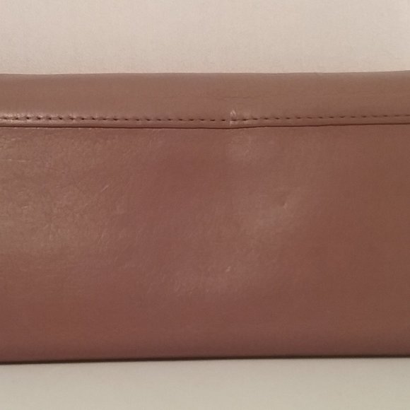 NEW Banana Republic Pink Leather Wallet - Picture 3 of 5